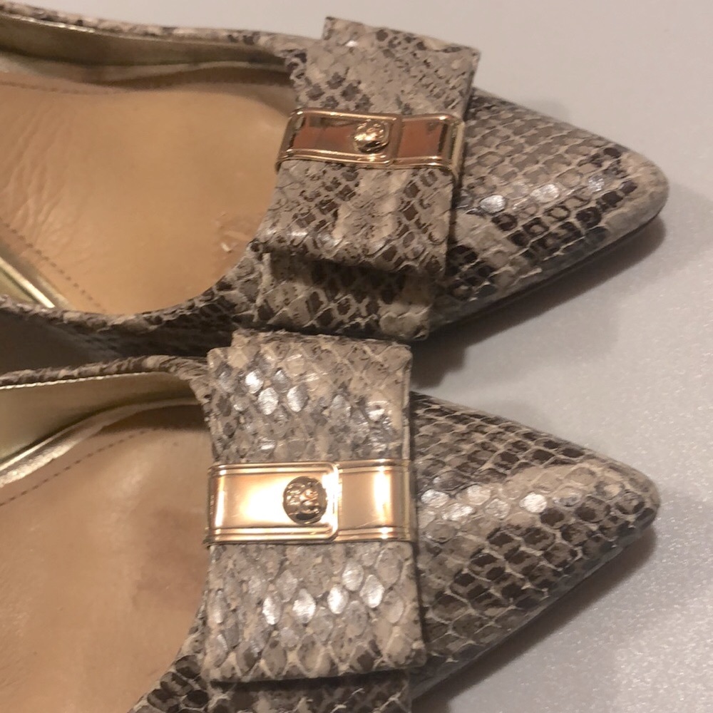 COACH heels - Picture 4 of 11